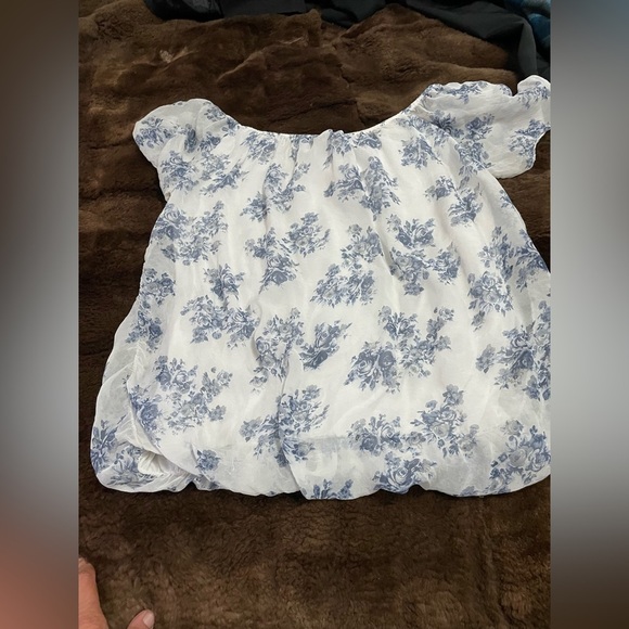 Gorgeous 100% Silk Summer Top Size Medium - Picture 11 of 11